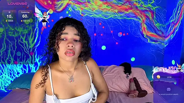 lucie petite online show from March 30, 2026, 6:20 pm