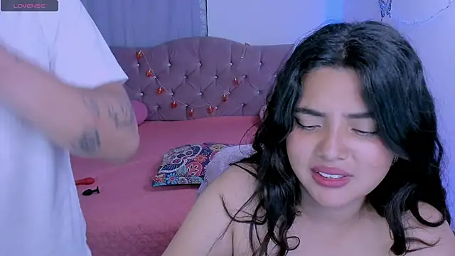 Snapshot of _TommyandGrace chatting on February 27, 2025, 7:34 am TommyandGrace online show from February 27, 2025, 7:34 am