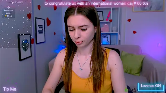 Snapshot of flora_ri chatting on March 10, 2025, 10:26 am flora ri online show from March 10, 2025, 10:26 am