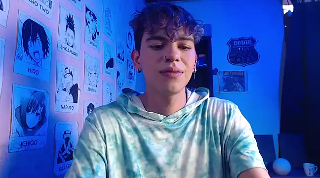 Snapshot of Mickey_Magic chatting on January 15, 2025, 9:30 pm Mickey Magic online show from January 15, 2025, 9:30 pm