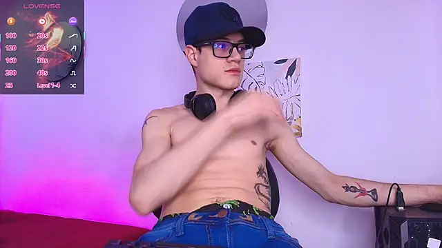 wolfandsky online show from February 23, 2026, 12:02 pm