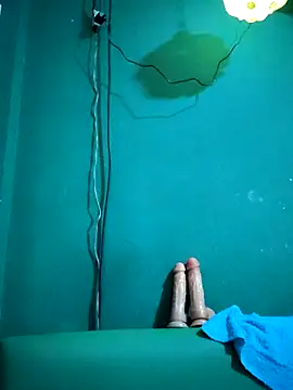 ilonna2025 online show from October 7, 2025, 10:18 pm