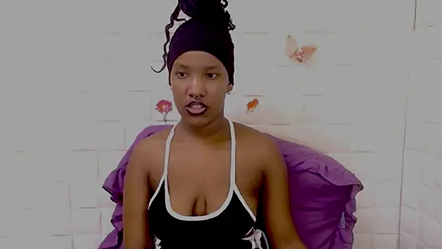 EroticSexyPrada online show from April 8, 2026, 6:19 pm