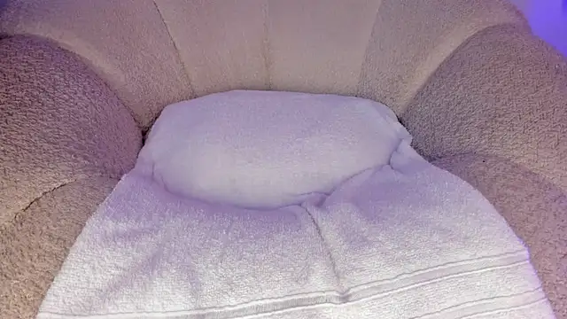 cutte hanna18 online show from October 1, 2025, 6:58 pm