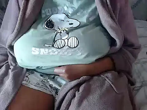BUBBLYBUNNYxx online show from October 19, 2025, 6:19 pm