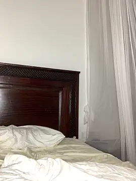 madell online show from October 20, 2025, 2:23 am