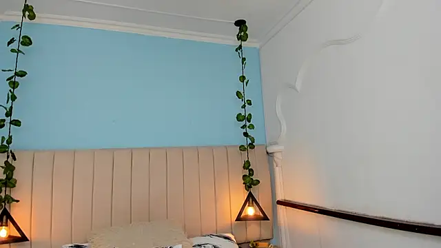 Paulina Lopezz online show from January 30, 2025, 8:21 pm