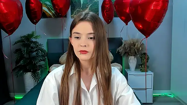 Snapshot of RayWillliams chatting on February 27, 2025, 8:42 pm RayWillliams online show from February 27, 2025, 8:42 pm