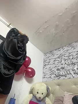 Lili  taylor online show from February 9, 2026, 2:15 am