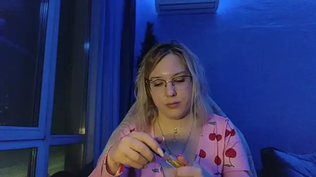 Snapshot of HotBrandyX chatting on January 11, 2026, 1:27 pm HotBrandyX online show from January 11, 2026, 1:27 pm