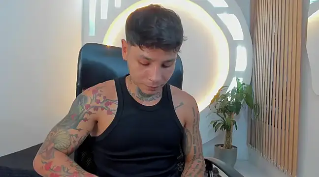 tattokoi online show from January 17, 2025, 10:56 pm