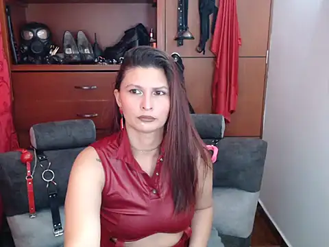 sachaclinford online show from April 14, 2026, 5:41 pm