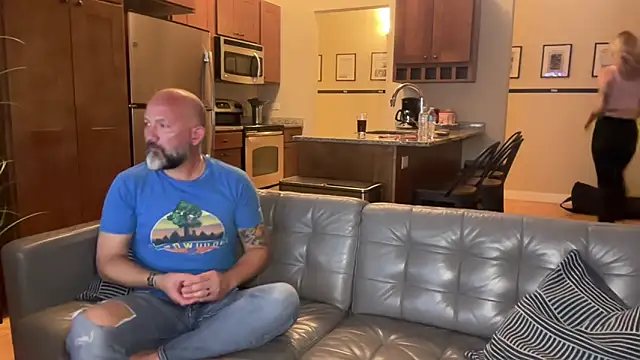 Snapshot of Officiallyonlytams chatting on November 4, 2025, 1:59 am Officiallyonlytams online show from November 4, 2025, 1:59 am