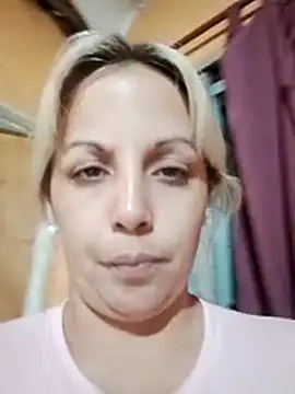 Pilarxxx666 online show from February 9, 2026, 3:32 am