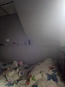 ValeriaOrtega online show from February 28, 2026, 9:43 am