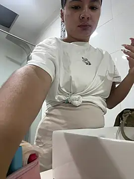 ValeriaOrtega online show from March 28, 2026, 11:32 am