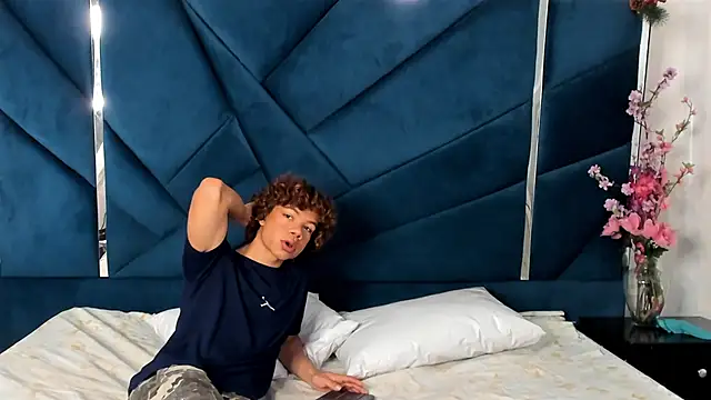 DanteAndKyle online show from February 7, 2025, 12:50 pm