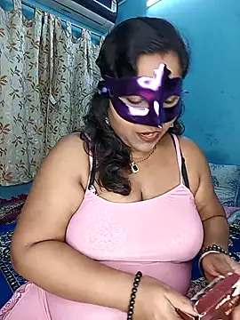 hevensex143 online show from February 6, 2026, 8:01 pm