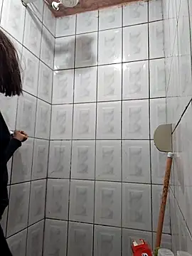 Snapshot of melangelo17 chatting on April 14, 2026, 1:06 pm melangelo17 online show from April 14, 2026, 1:06 pm