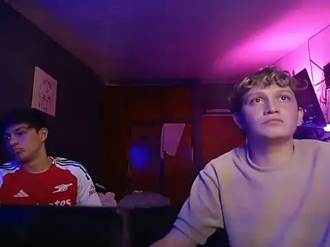 Snapshot of nanohotyalehorny chatting on January 17, 2025, 9:28 pm nanohotyalehorny online show from January 17, 2025, 9:28 pm