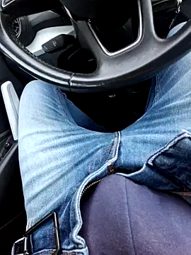 Nzino1983 online show from April 23, 2026, 5:04 pm