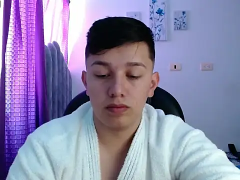 Alan red online show from October 2, 2025, 2:13 pm