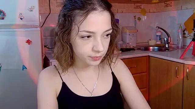 PamBeesly online show from February 8, 2026, 8:18 am