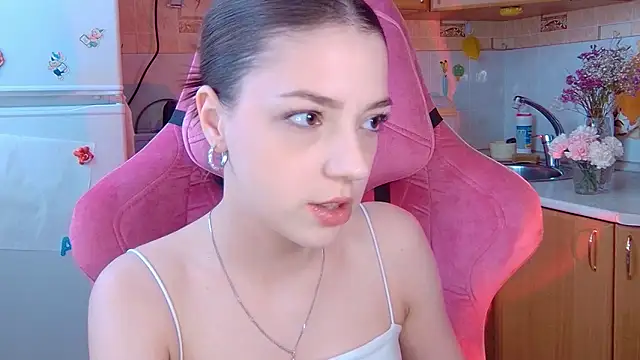 PamBeesly online show from February 21, 2026, 9:10 am