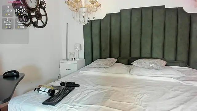 AnthonelaRusso  online show from February 4, 2026, 3:56 am