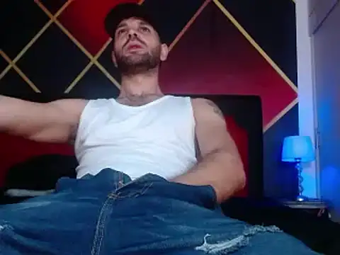 Snapshot of Cristian_white chatting on February 21, 2025, 4:59 pm Cristian white online show from February 21, 2025, 4:59 pm