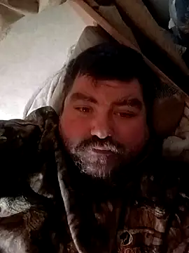 Rcraigue4 online show from January 24, 2025, 9:15 pm