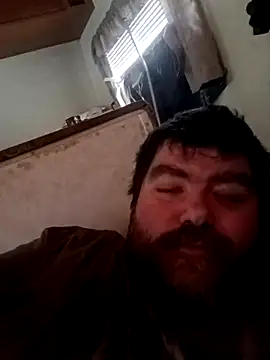 Rcraigue4 online show from February 16, 2025, 9:48 pm