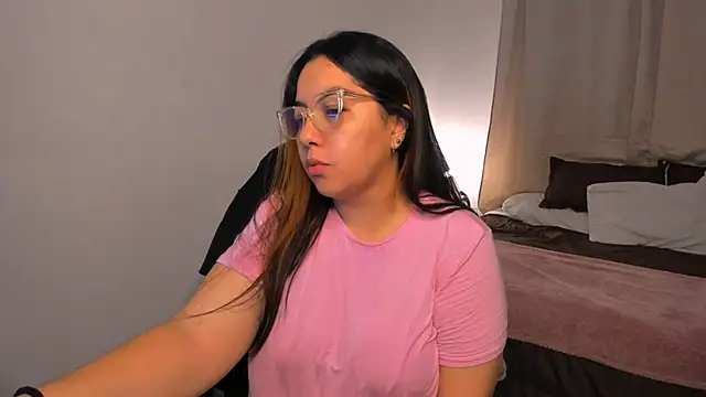 brithany olson25 online show from October 12, 2025, 12:48 pm