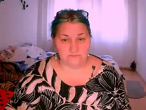 Snapshot of mayamayx chatting on January 18, 2026, 2:21 pm mayamayx online show from January 18, 2026, 2:21 pm