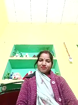 Bhuvi Bedi online show from February 6, 2025, 1:32 pm