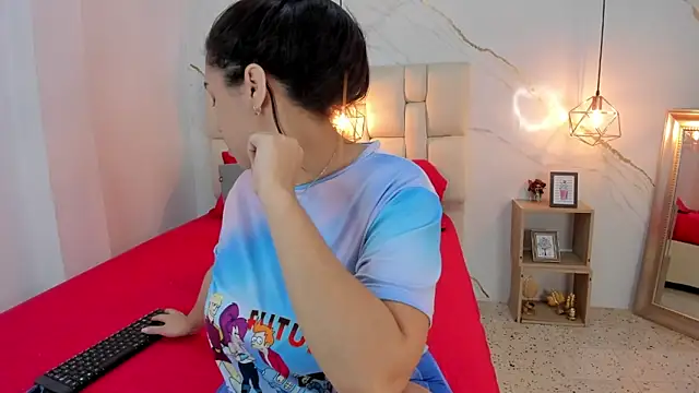 fierygroup online show from March 18, 2025, 10:04 pm