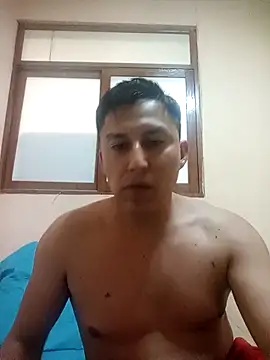 Snapshot of LuisMex1998 chatting on February 22, 2026, 10:52 pm LuisMex1998 online show from February 22, 2026, 10:52 pm