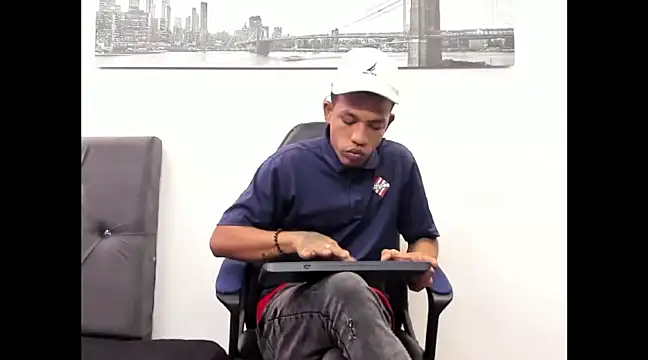 carlos alber12 online show from March 21, 2025, 12:50 pm