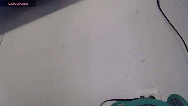 Lilith khyhot online show from April 18, 2026, 1:59 pm