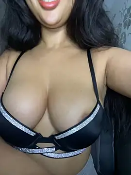 Lobna-alami online show from October 3, 2025, 4:48 pm