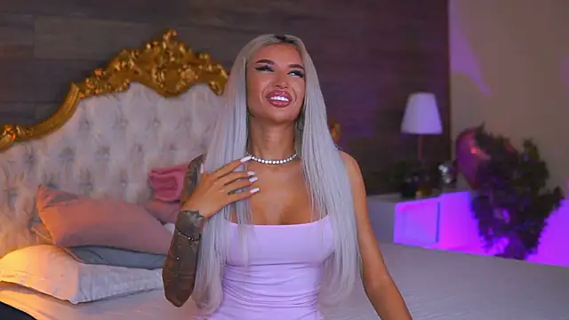 Juicy Jessye online show from June 2, 2026, 7:49 pm