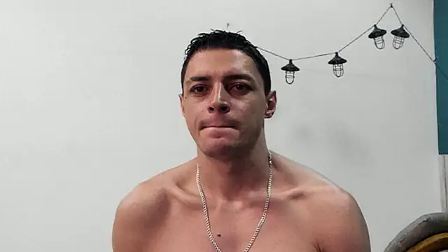 Frank Millers online show from November 6, 2025, 7:48 pm