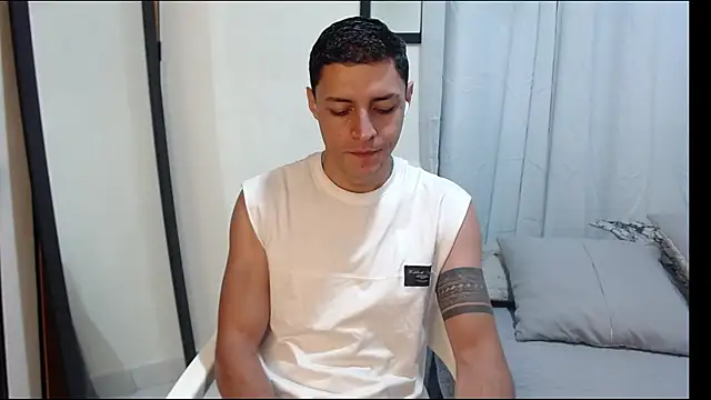 Frank Millers online show from March 16, 2026, 12:31 pm