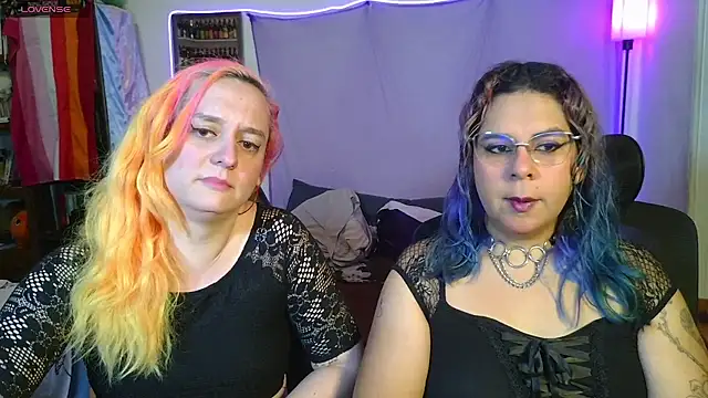 Snapshot of Evelan420 chatting on June 19, 2026, 7:39 pm Evelan420 online show from June 19, 2026, 7:39 pm