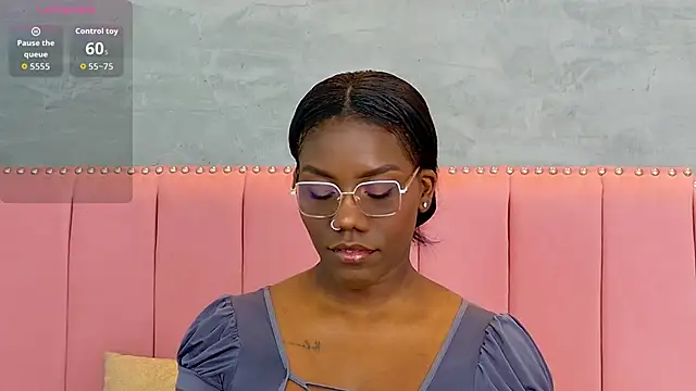 Alaia Colins online show from February 20, 2026, 11:38 pm