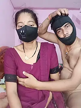 Snapshot of USHA_BHABHI chatting on July 17, 2026, 11:09 pm USHA BHABHI online show from July 17, 2026, 11:09 pm