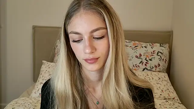 Snapshot of GabriellaOlsen chatting on September 17, 2025, 10:28 am GabriellaOlsen online show from September 17, 2025, 10:28 am