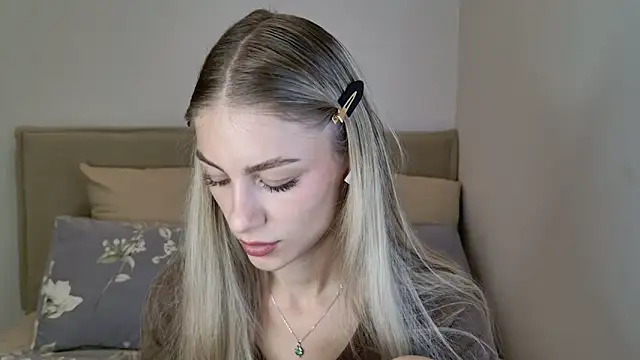 Snapshot of GabriellaOlsen chatting on October 14, 2025, 11:44 am GabriellaOlsen online show from October 14, 2025, 11:44 am