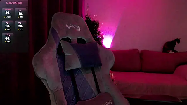 Snapshot of Ohmy_Nora_ chatting on February 2, 2025, 4:05 am Ohmy Nora online show from February 2, 2025, 4:05 am