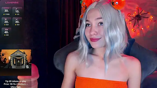 Snapshot of Ohmy_Nora_ chatting on November 1, 2025, 1:57 pm Ohmy Nora online show from November 1, 2025, 1:57 pm